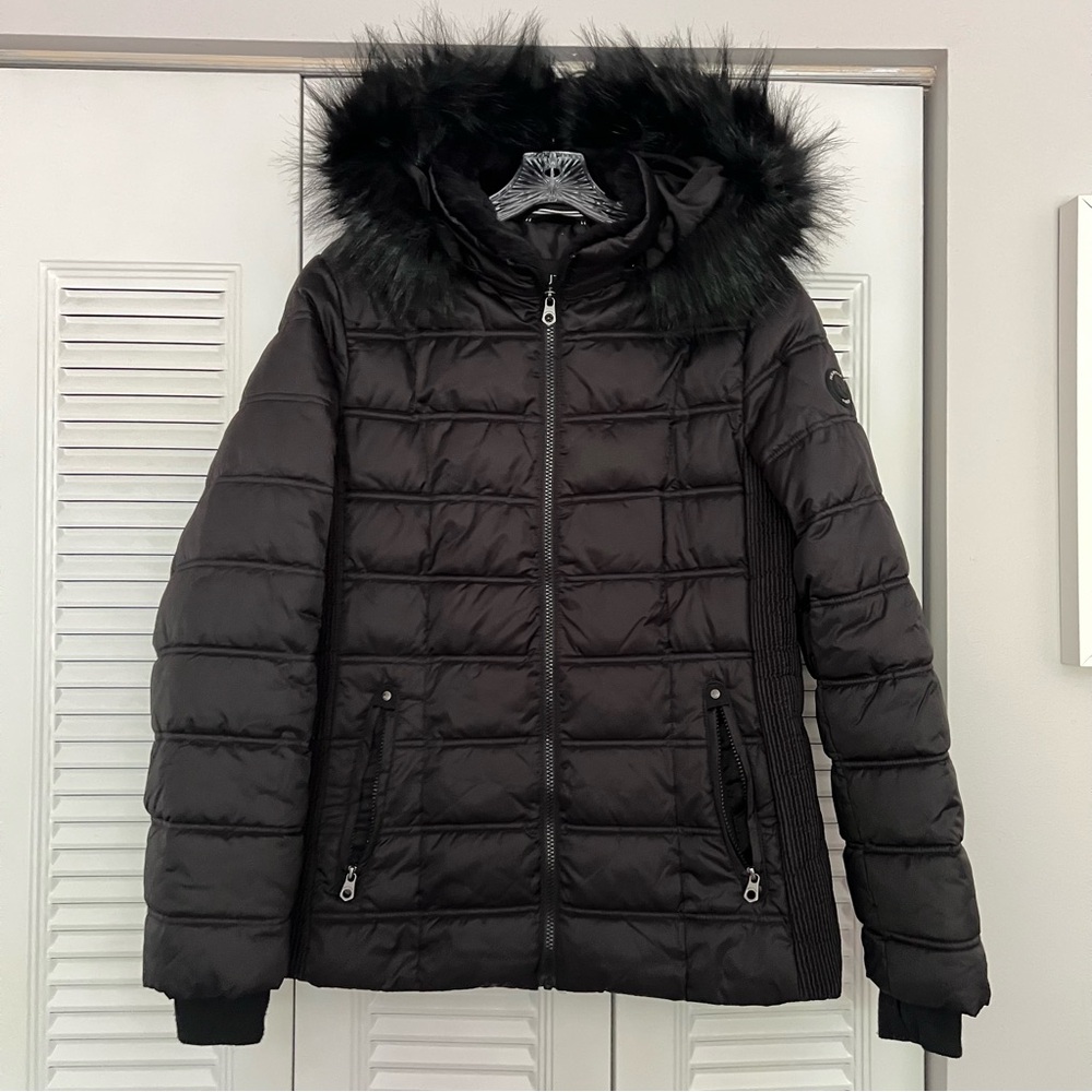 Women's Black Puffer Jacket with Faux Fur Hood